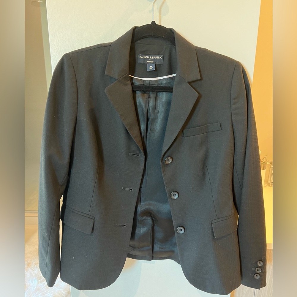 Black Banana Republic  blazer size 6P